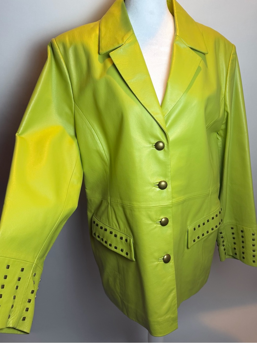 Terry Lewis Vintage Y2K Chartreuse Leather Blazer with Stud Trim - Picture 2 of 10